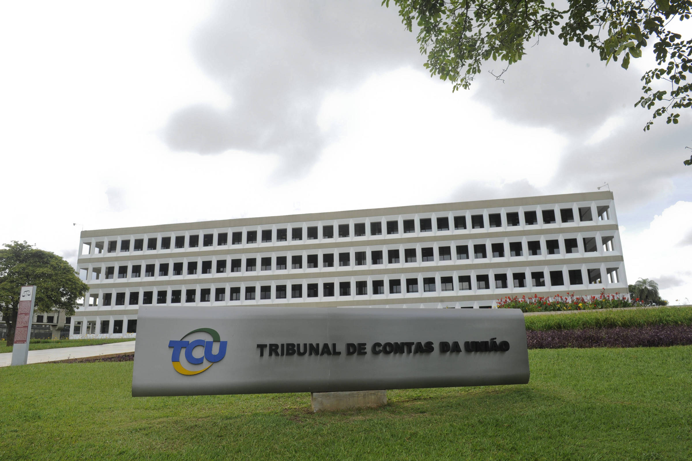  Socorro a estados e municípios no governo Temer vai custar R$ 90 bi